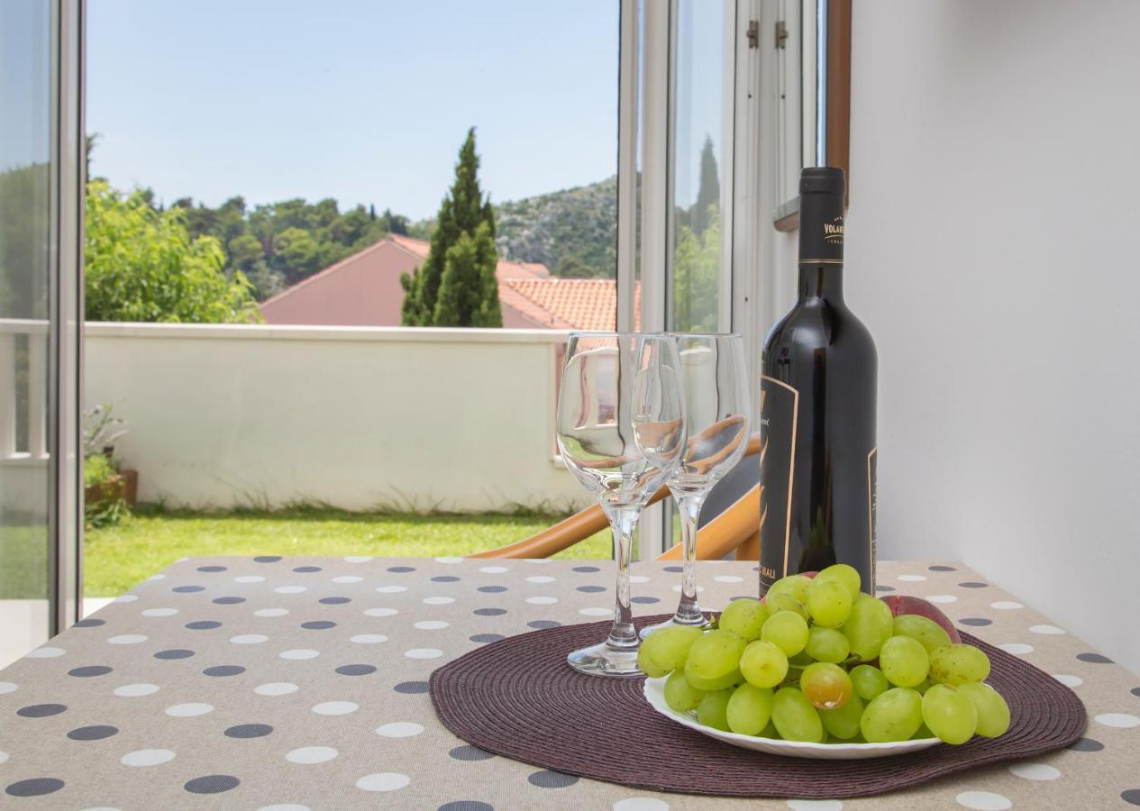Apartmani Krmek Mlini Exterior foto